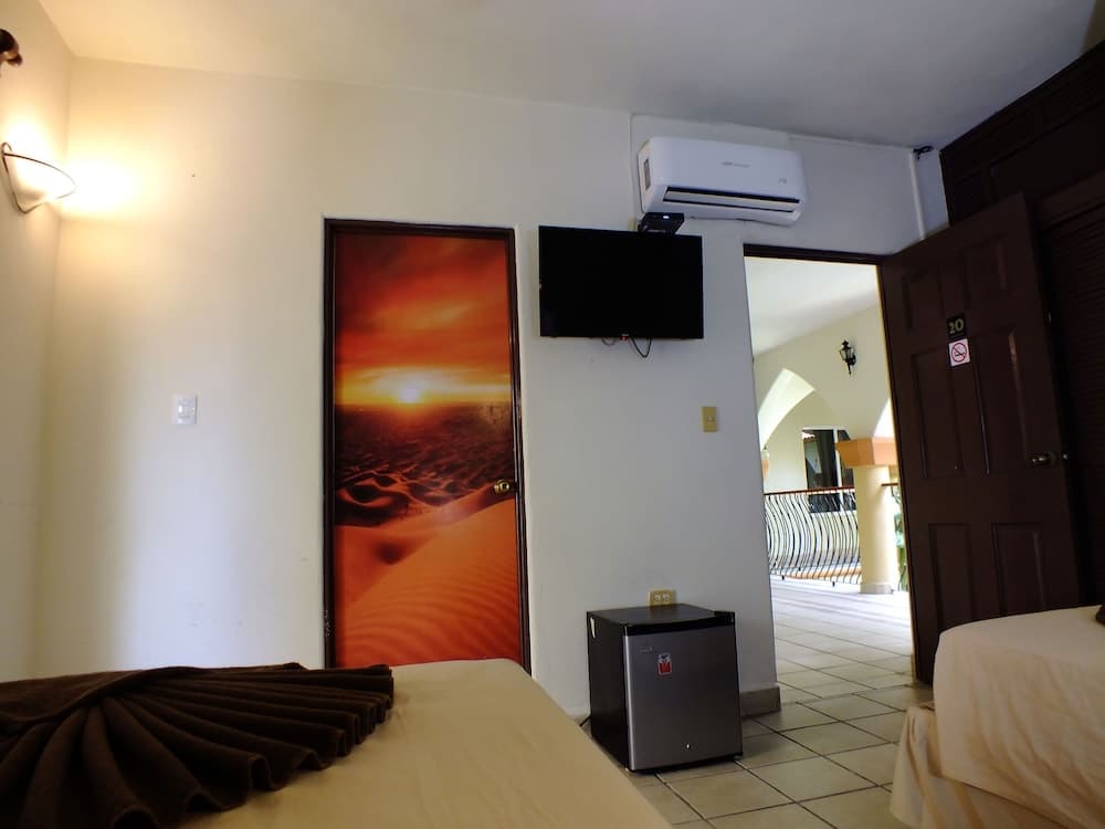 Sahara Hotel — 28