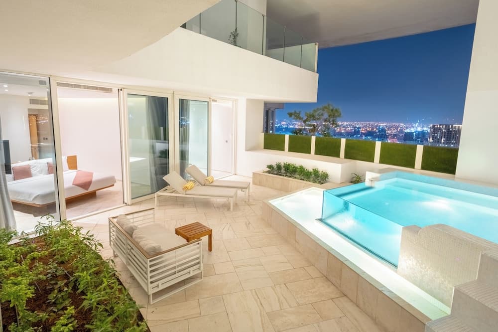 FIVE Jumeirah Village Dubai — 22