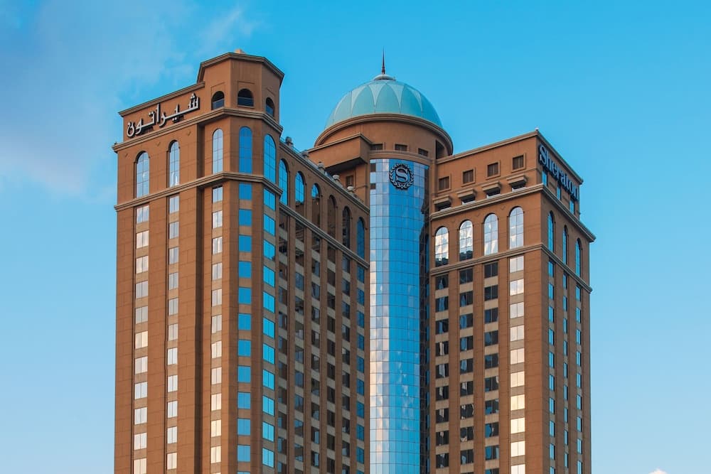 Sheraton Mall of the Emirates Hotel, Dubai — 21