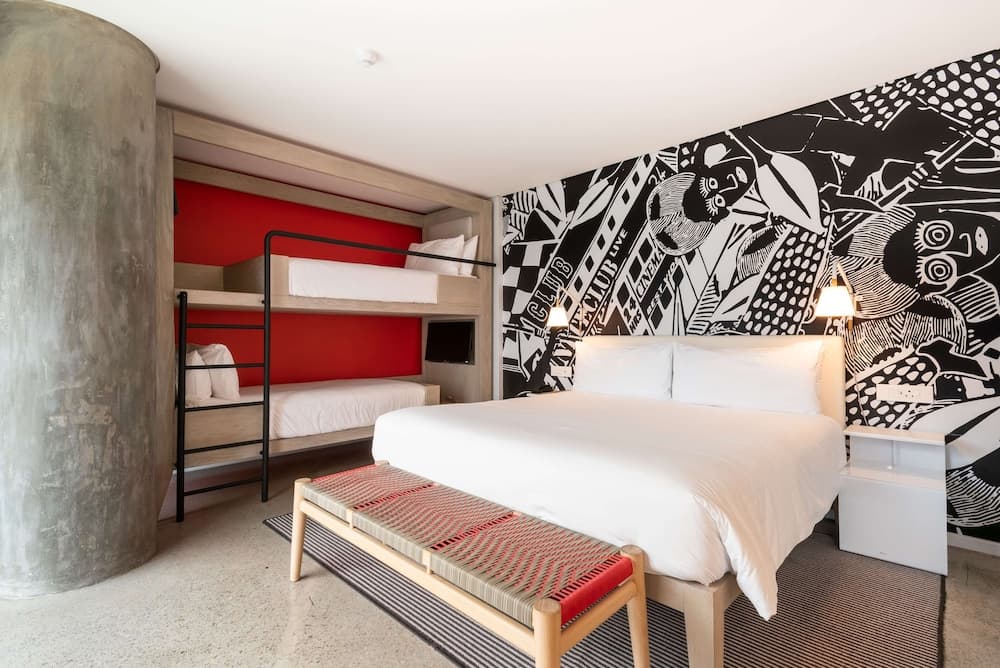 Radisson RED V&A Waterfront, Cape Town hotel, Silo 6, South Arm Road, V&A Waterfront, Cape Town, Western Cape, 8001, South Africa — photo 16