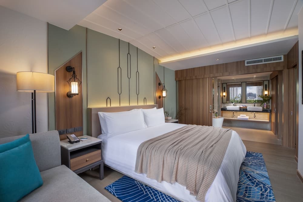 Hotel Bangkok — 17