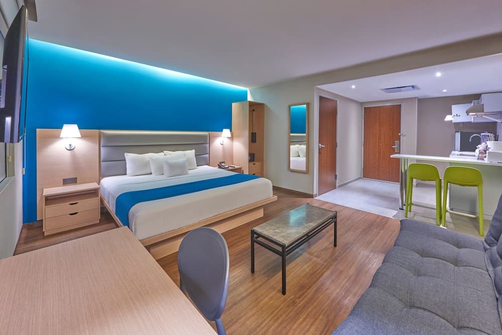 City Express Suites by Marriott Playa Del Carmen — 13