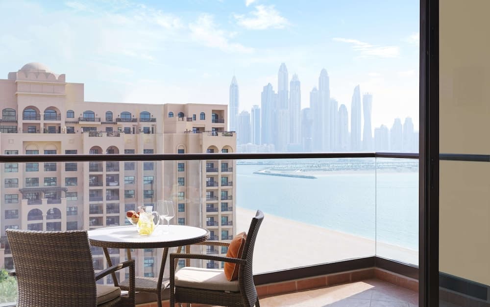 Fairmont The Palm — 14