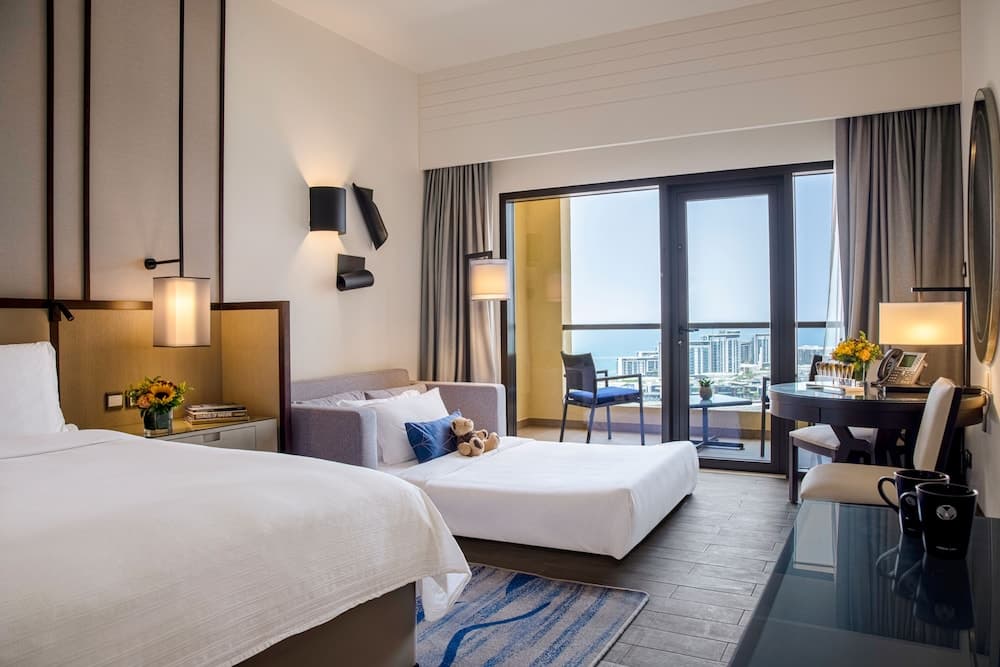 Amwaj Rotana, Jumeirah Beach - Dubai — 17