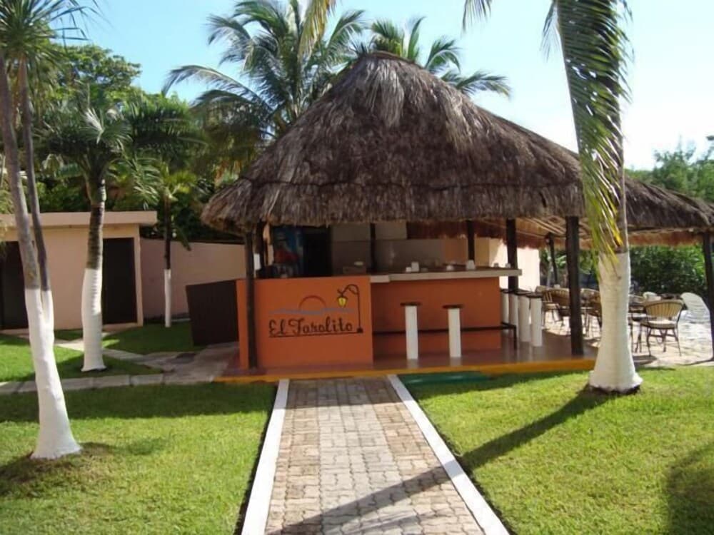Gran Laguna Real — 4