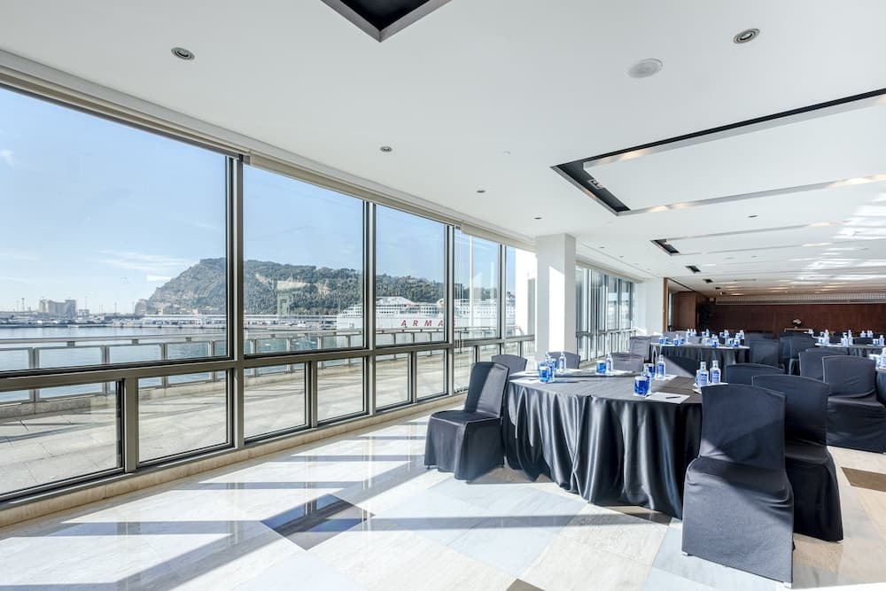 Eurostars Grand Marina — 24