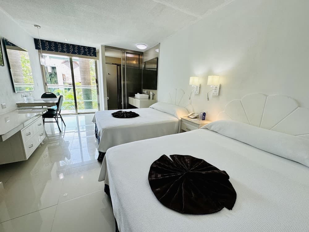 Hotel Plaza Caribe — 24
