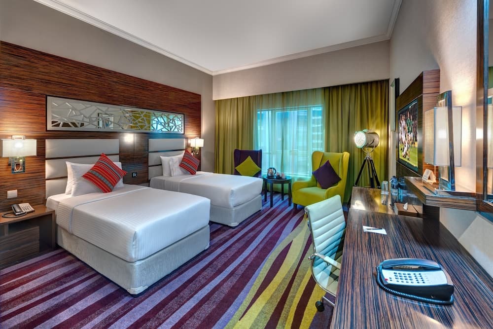 Vintage Grand Hotel Dubai — 29