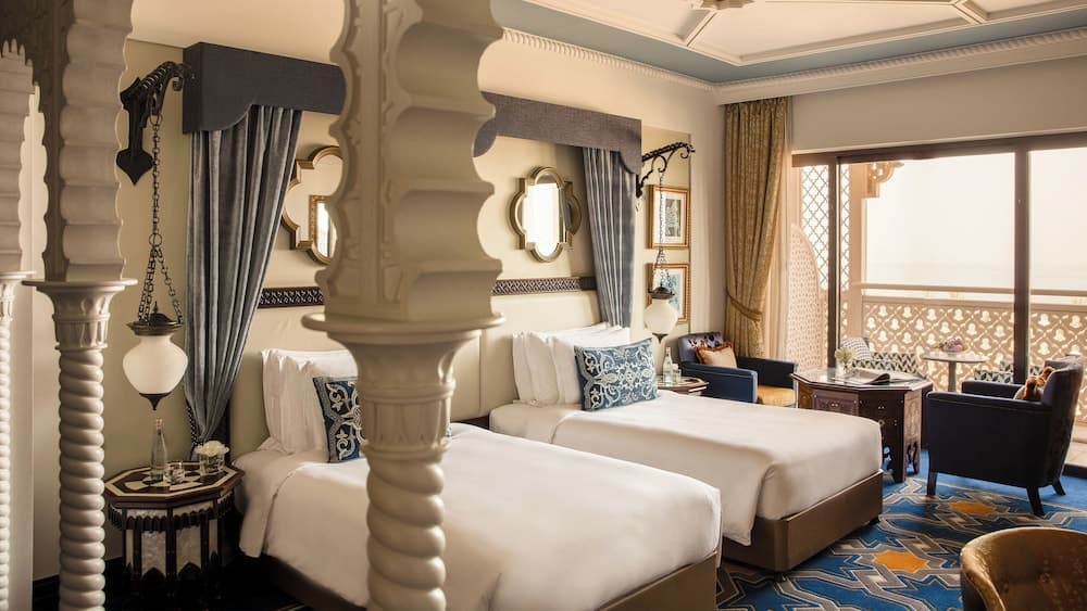 Jumeirah Al Qasr Dubai — 14