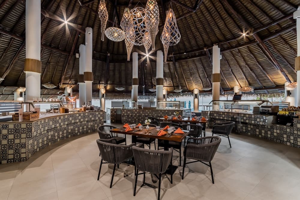 Royal Solaris Cancún - Todo Incluido — 24