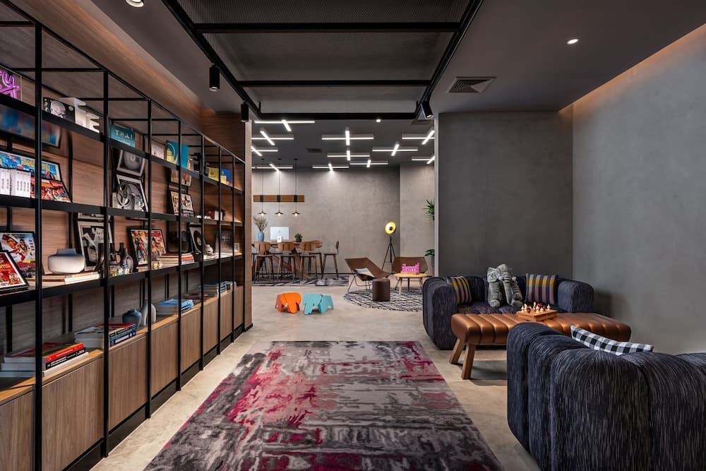 Moxy Bangkok Ratchaprasong — 27