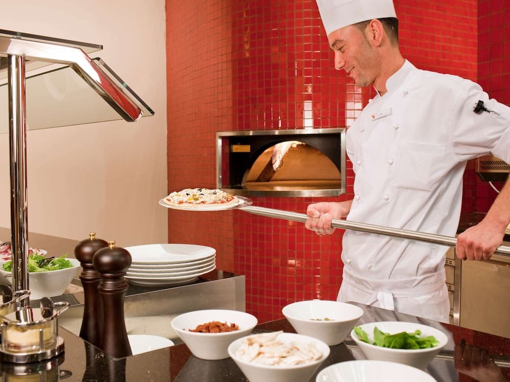 Novotel Suites Mall Avenue Dubai — 8