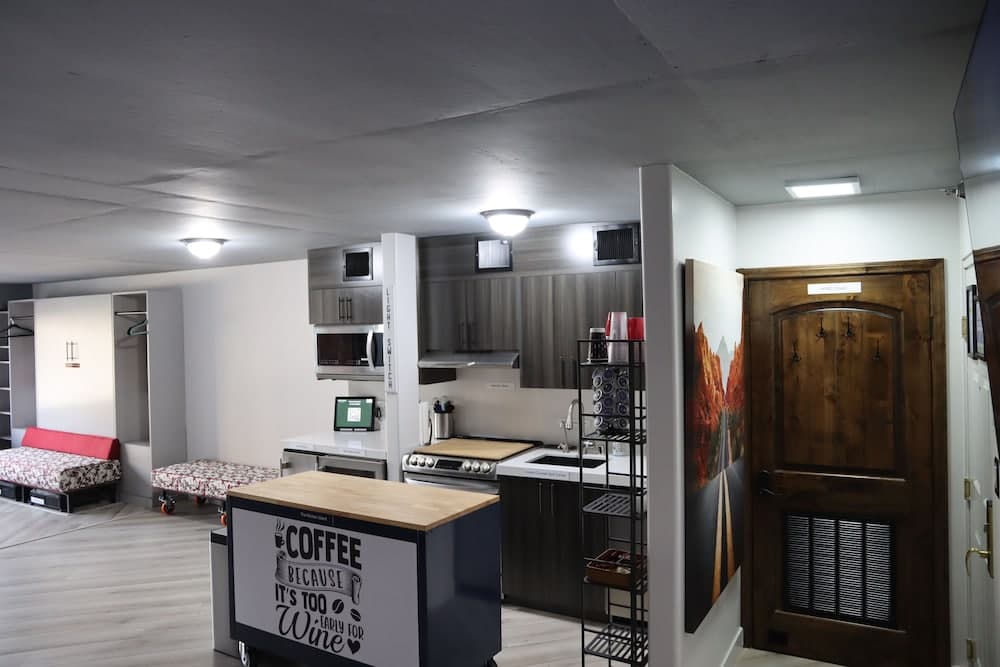 LVStripHouse Condos Sleeps up to 14 — 2