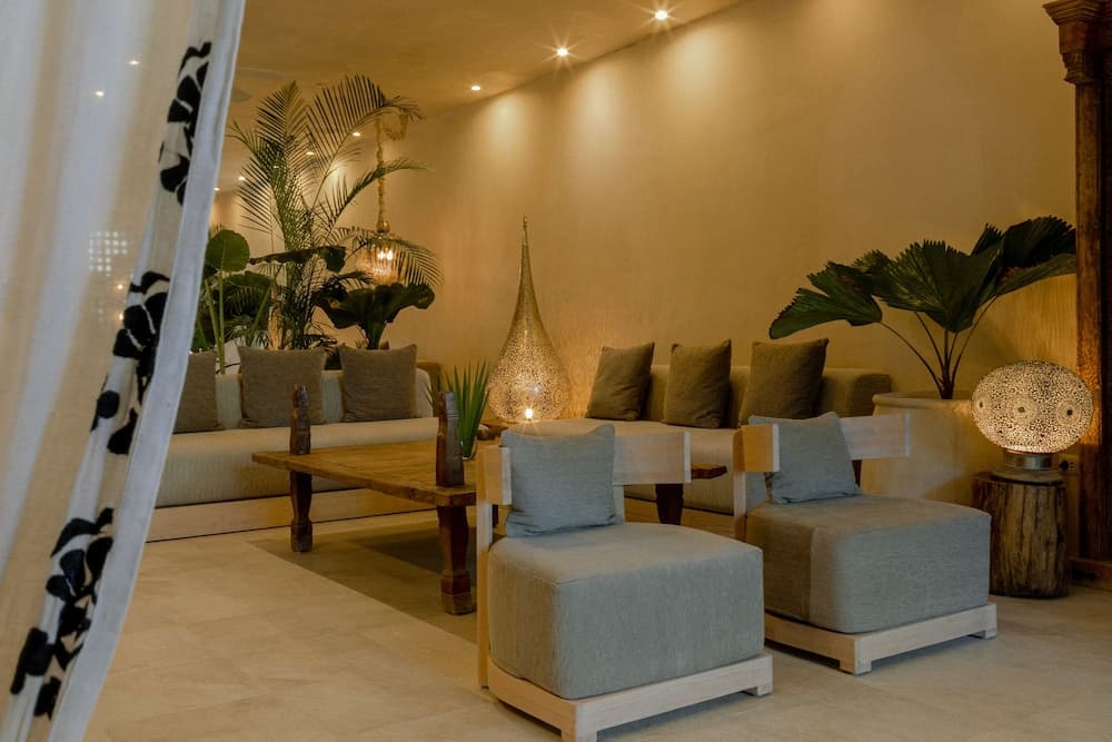 Jashita Hotel — 5