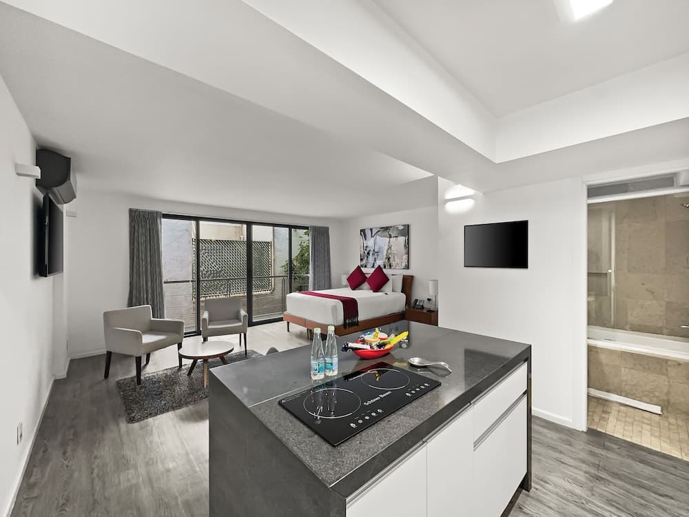 Armonik Suites — 8