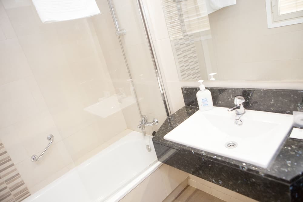Hotel Alameda Malaga — 30