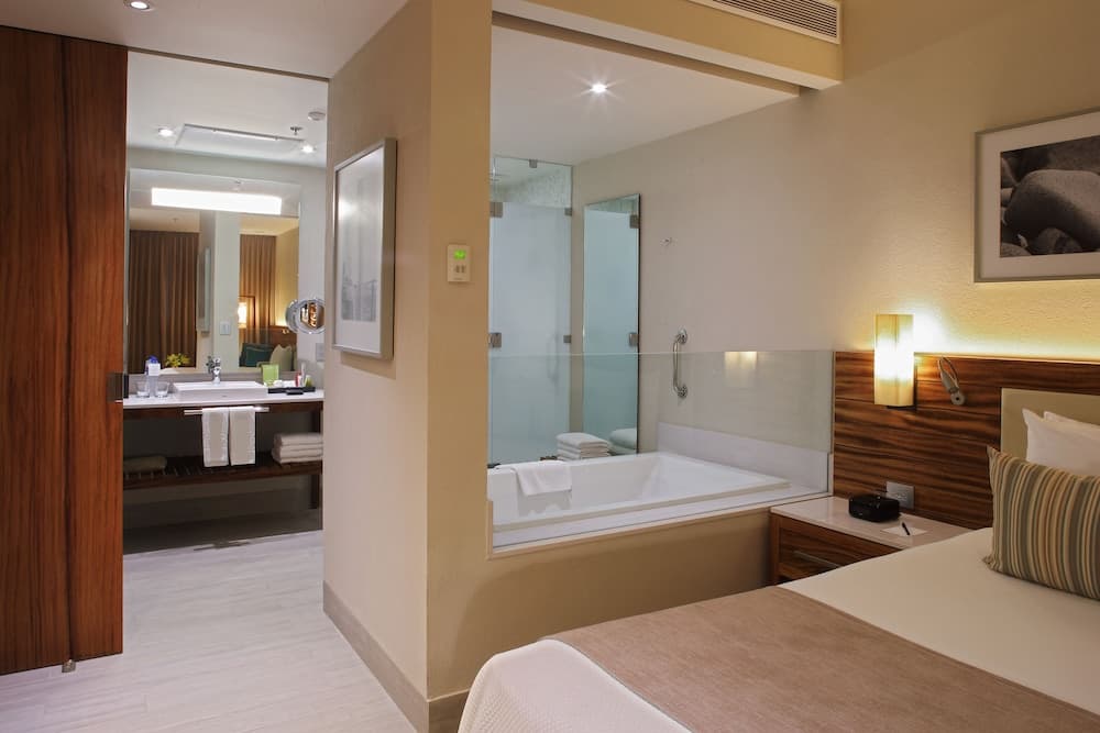 Emporio Cancun Optional All Inclusive — 10