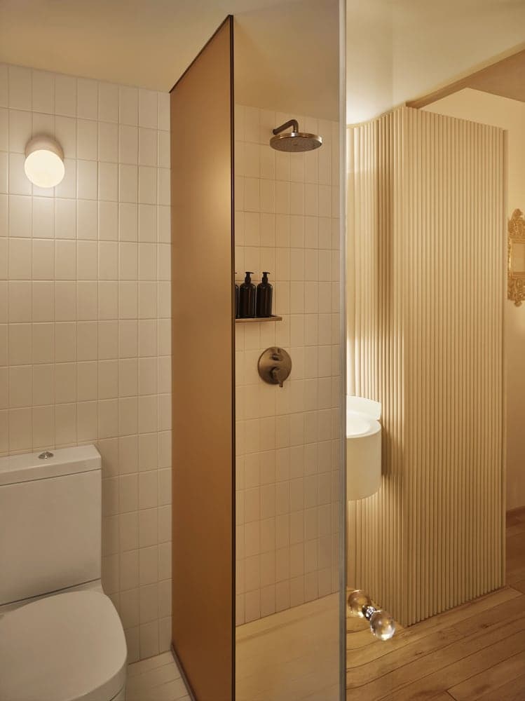 PUBLIC, an Ian Schrager hotel — 27