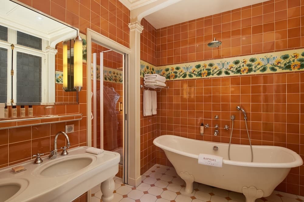 Hotel Raphael — 10