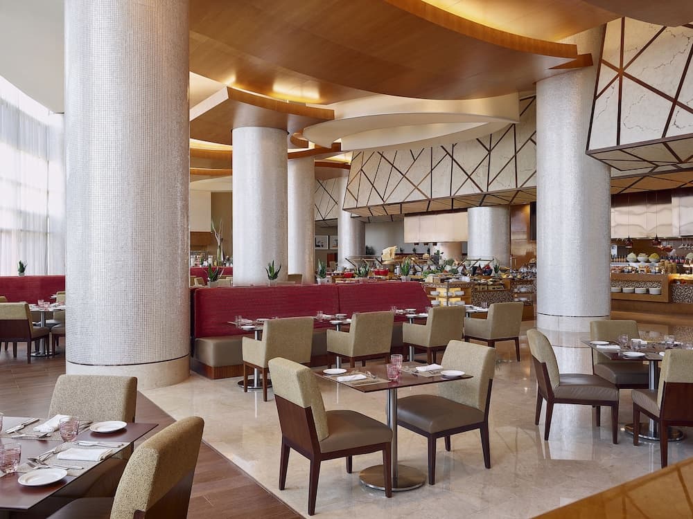 Swissotel Al Ghurair — 14