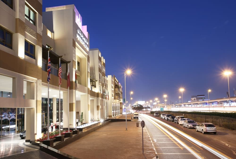 Metropolitan Hotel Dubai — 25