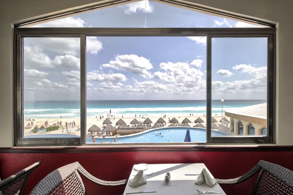 Golden Parnassus All Inclusive Resort & Spa - Adults Only — 3