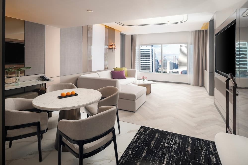 Pathumwan Princess Hotel — 9