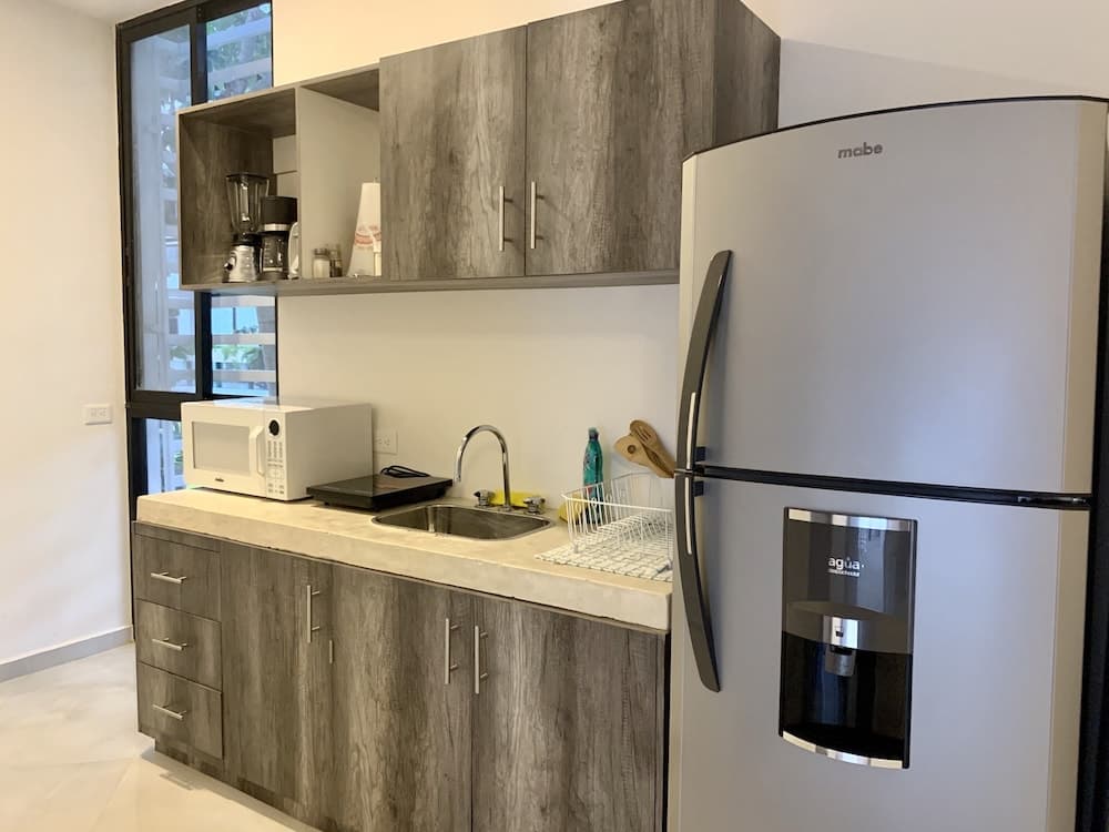 SILVERSANDS Hotel Boutique - 5Th Ave — 28
