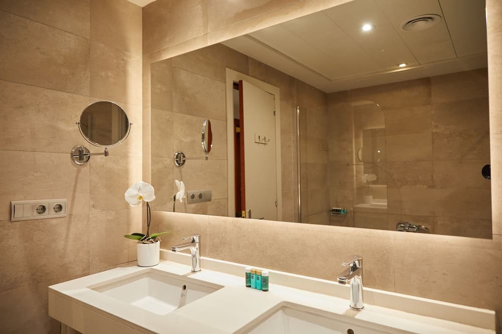 El Avenida Palace Hotel — 14