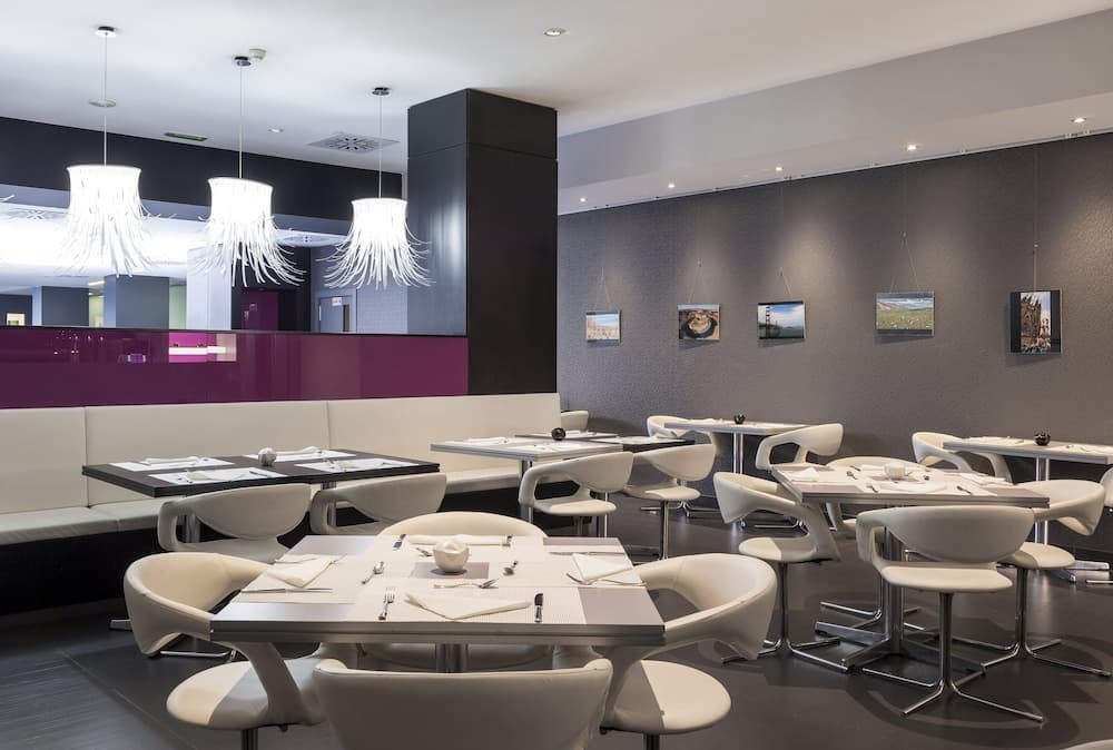 Hotel ILUNION Bel Art — 15