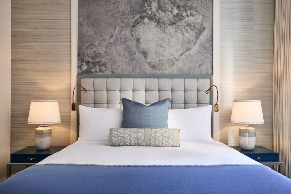 The Wall Street Hotel — 15