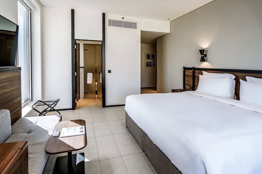 FORM Hotel Al Jadaf, Dubai, a Member of Design Hotels — 28