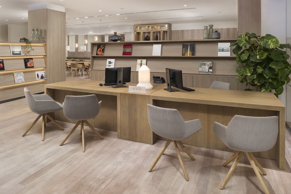 The Level at Melia Sevilla — 8
