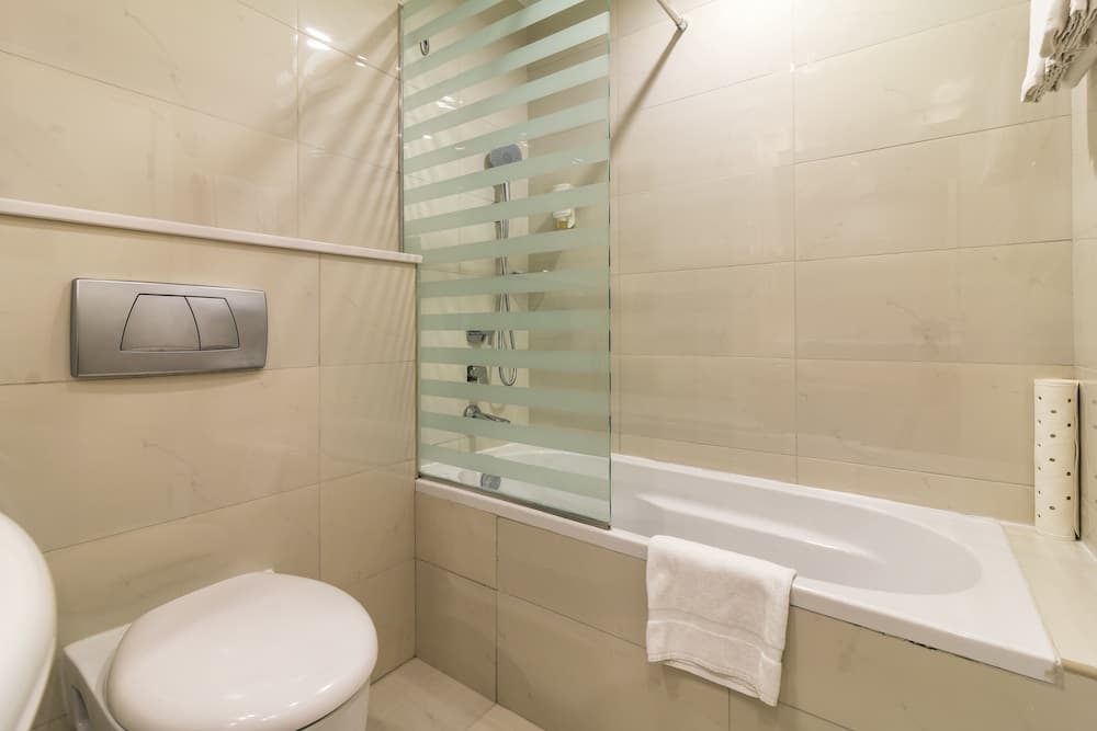Citymax Hotel Al Barsha at the Mall — 19