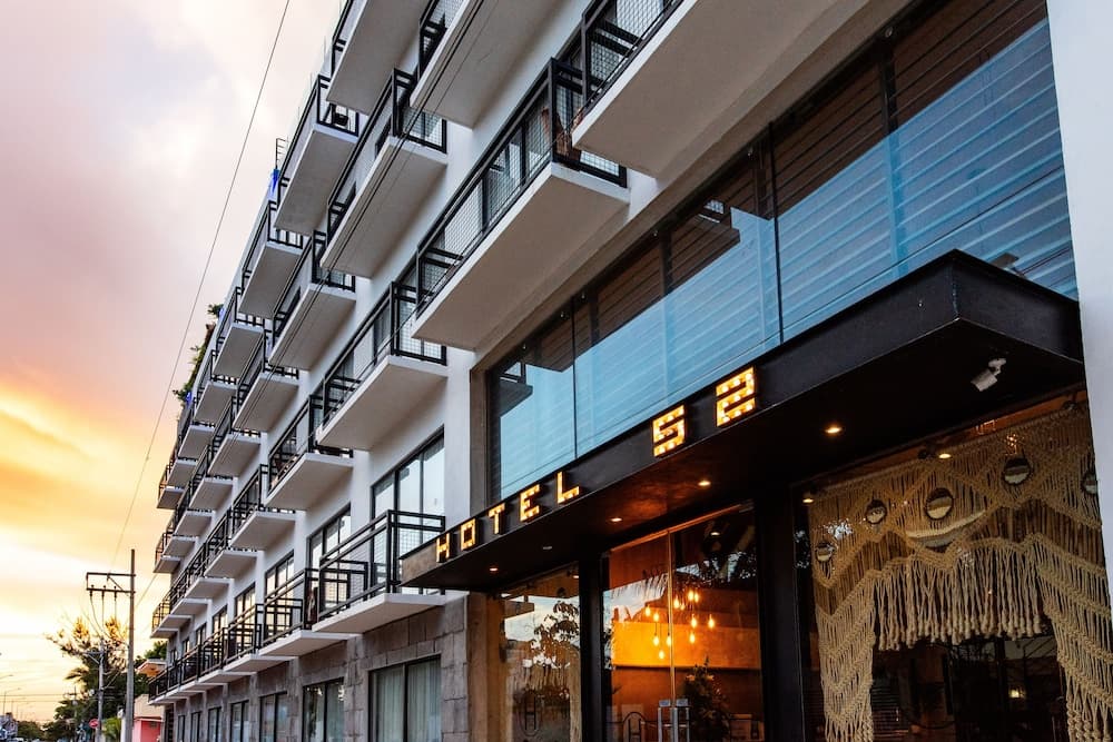 Hotel52 — 28
