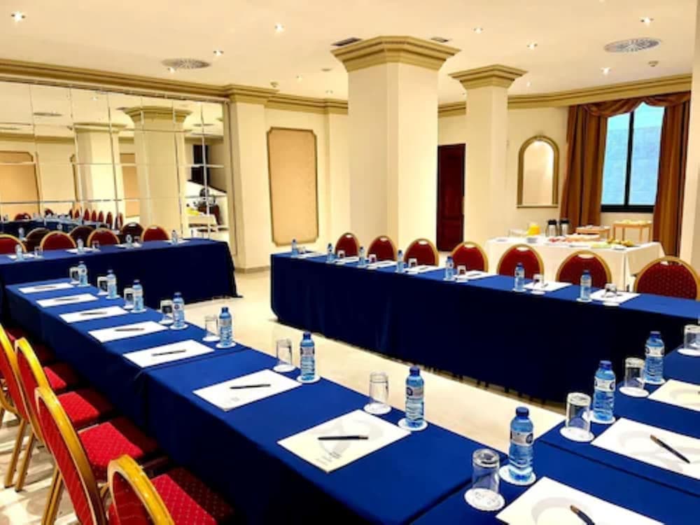 Hotel Roger de Lluria Barcelona — 18