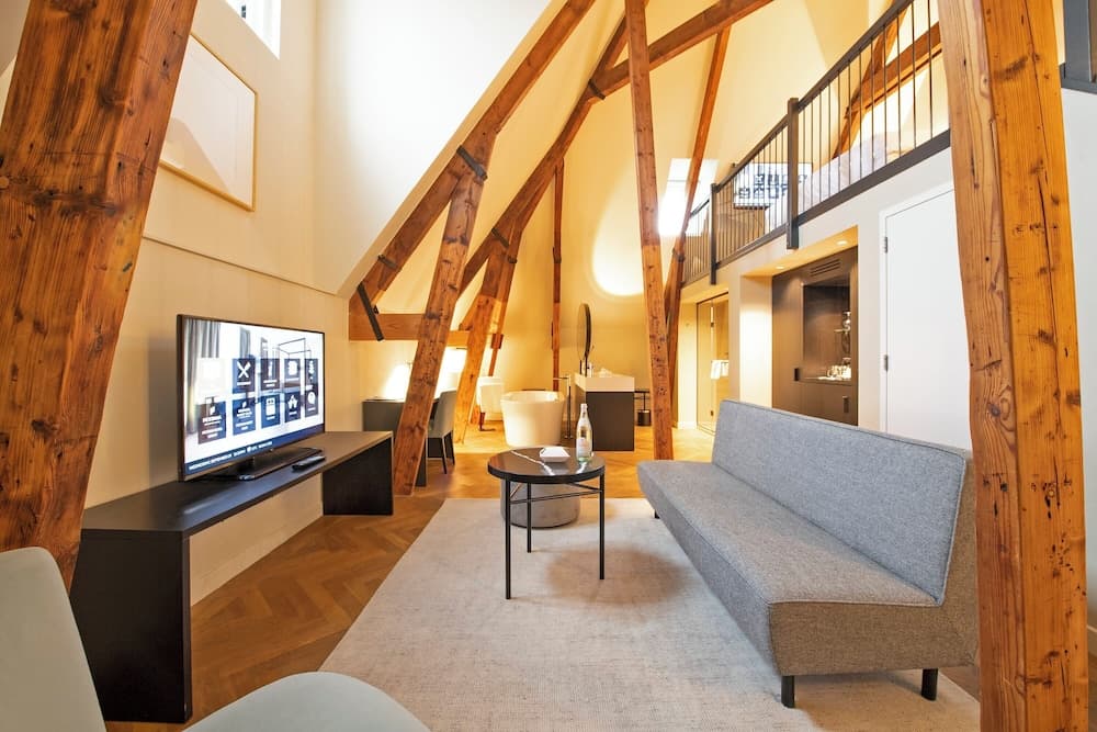 Pestana Amsterdam Flussufer — 20
