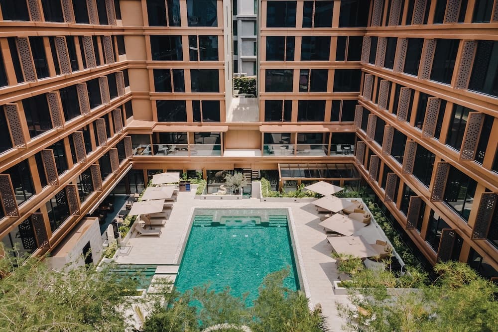 Hotel Bangkok — 16