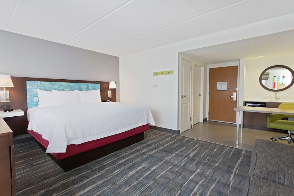 Hampton Inn & Suites Orlando Intl Dr N — 8
