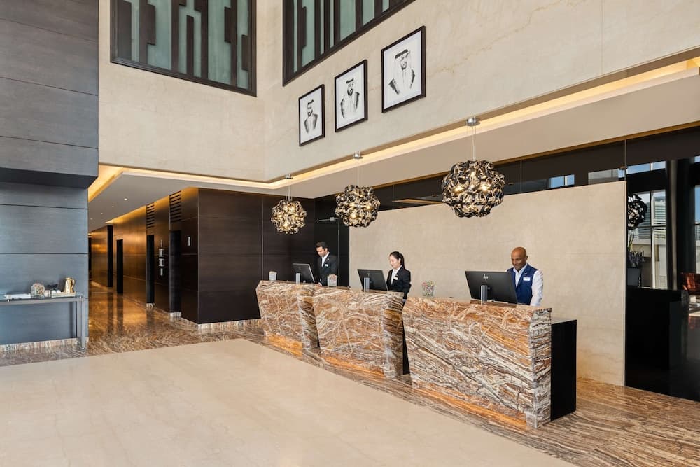 Radisson Blu Hotel, Dubai Canal View — 3