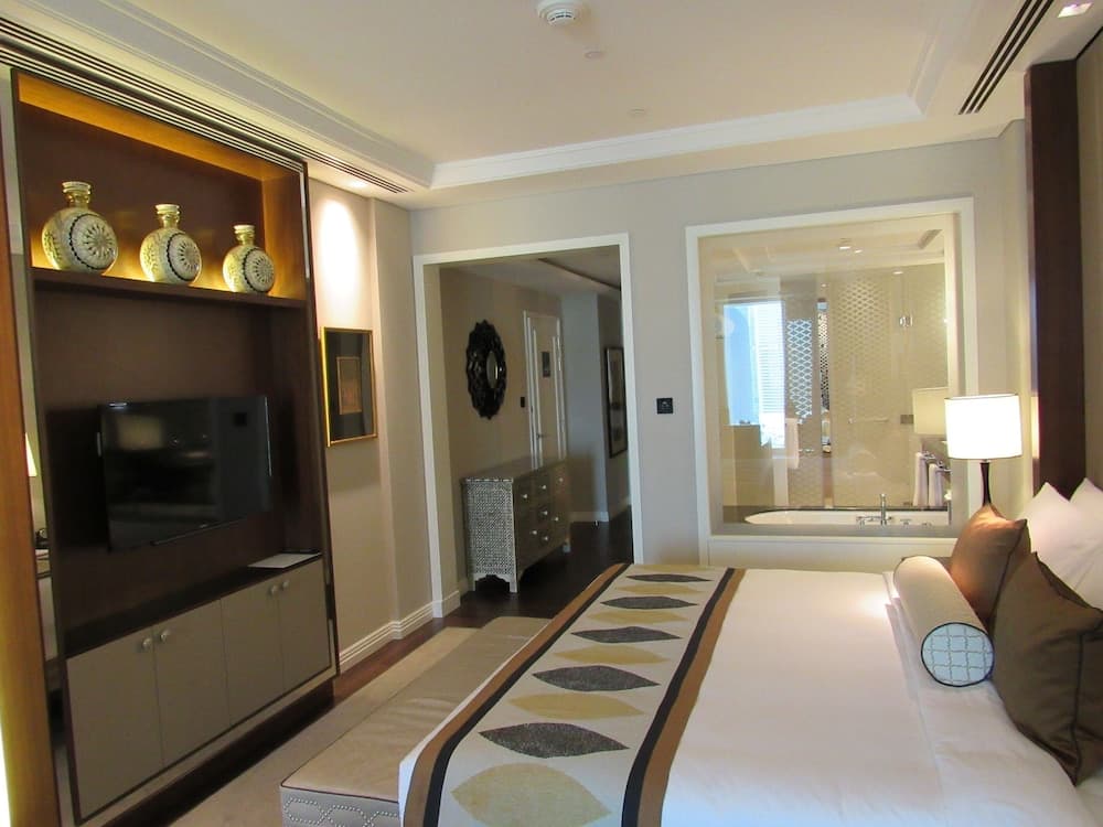Taj Dubai — 25