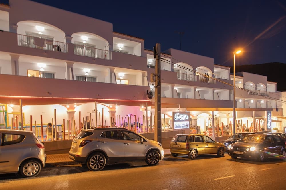 Apartamentos Typic Oasis Sa Tanca — 18
