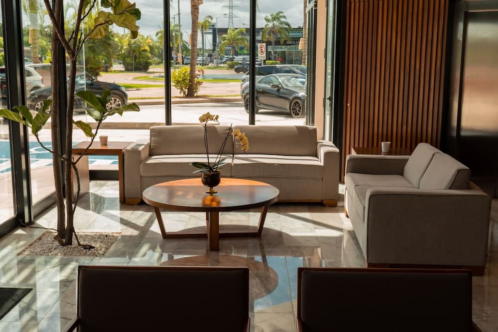 Colmena Cancún — 7