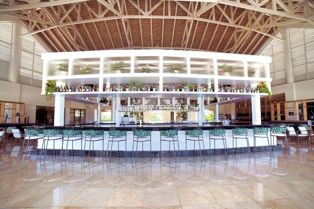 Royalton Punta Cana, Ein Autograph Collection All-Inclusive Resort & Casino — 15