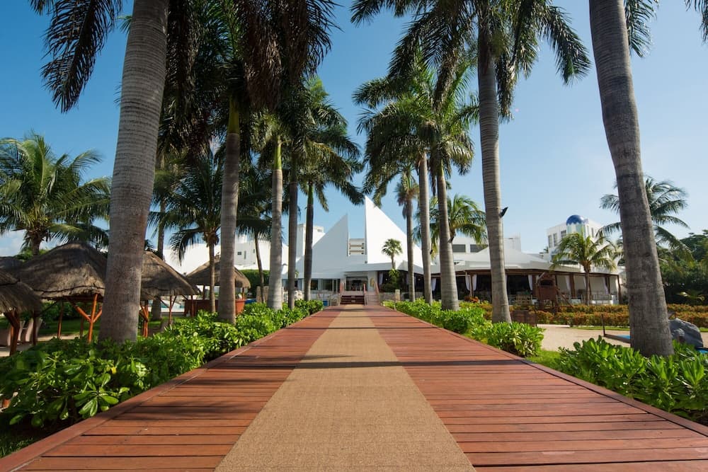 Sunset Marina Resort & Yacht Club — 18