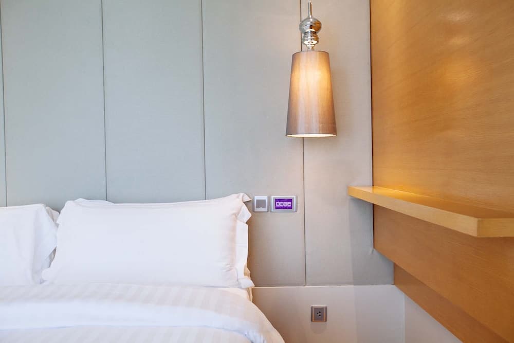 Mode Sathorn Hotel — 23