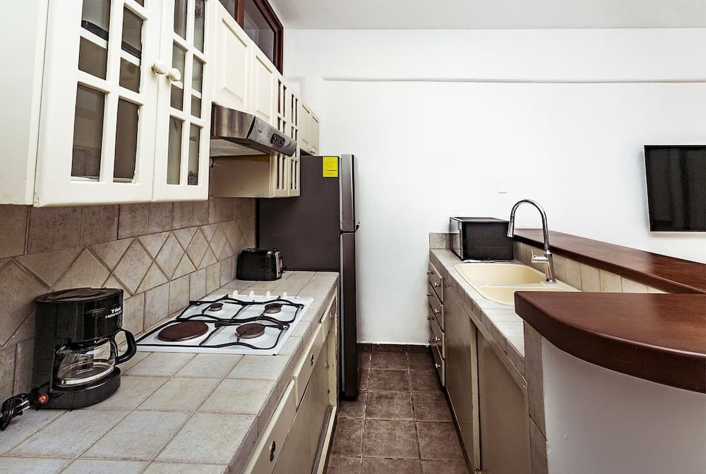 Fabiola Condo Hotel — 16