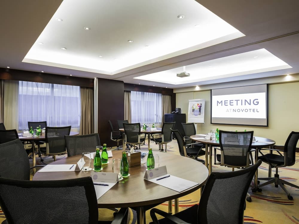 Novotel Deira Creekside Dubai — 5