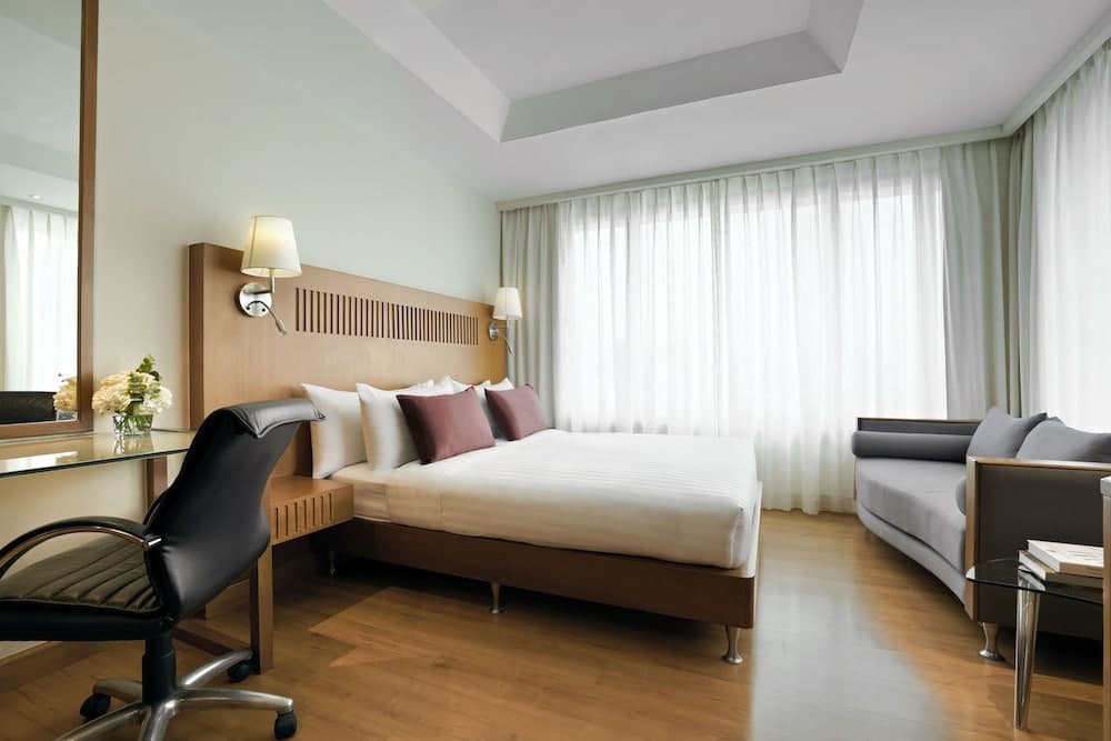 Grand Mercure Bangkok Atrium — 4