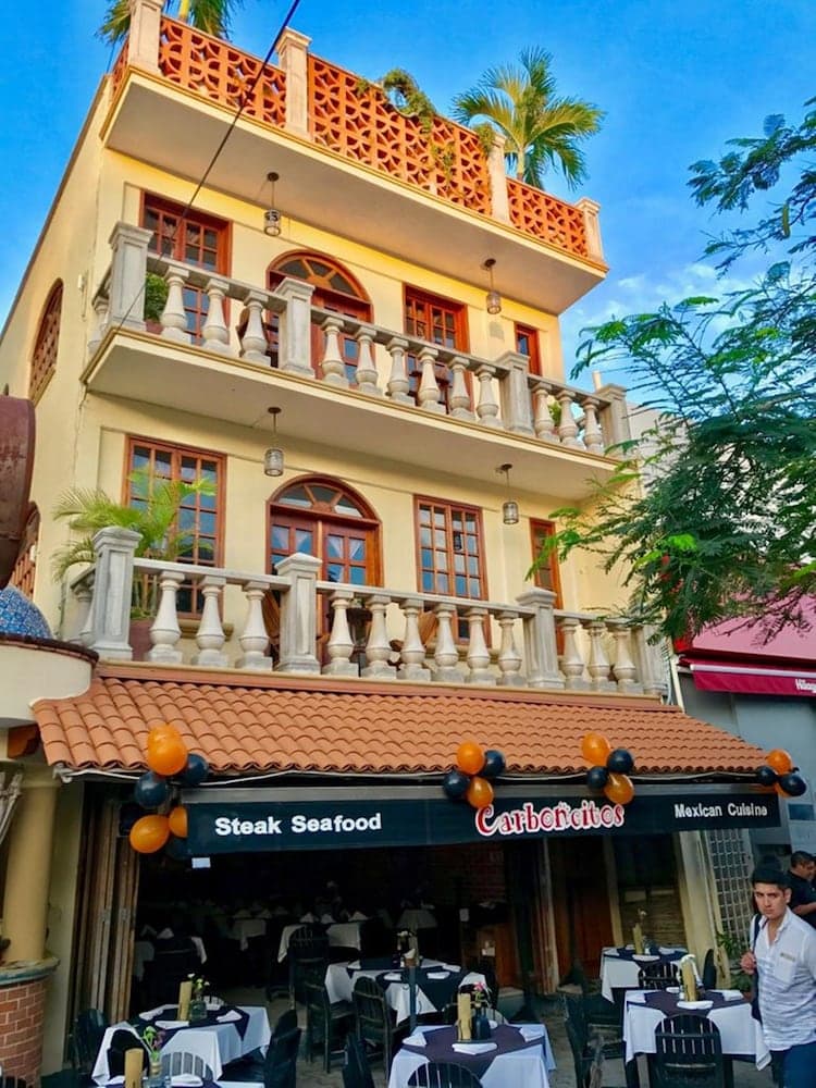 Hotel Cielo — 24